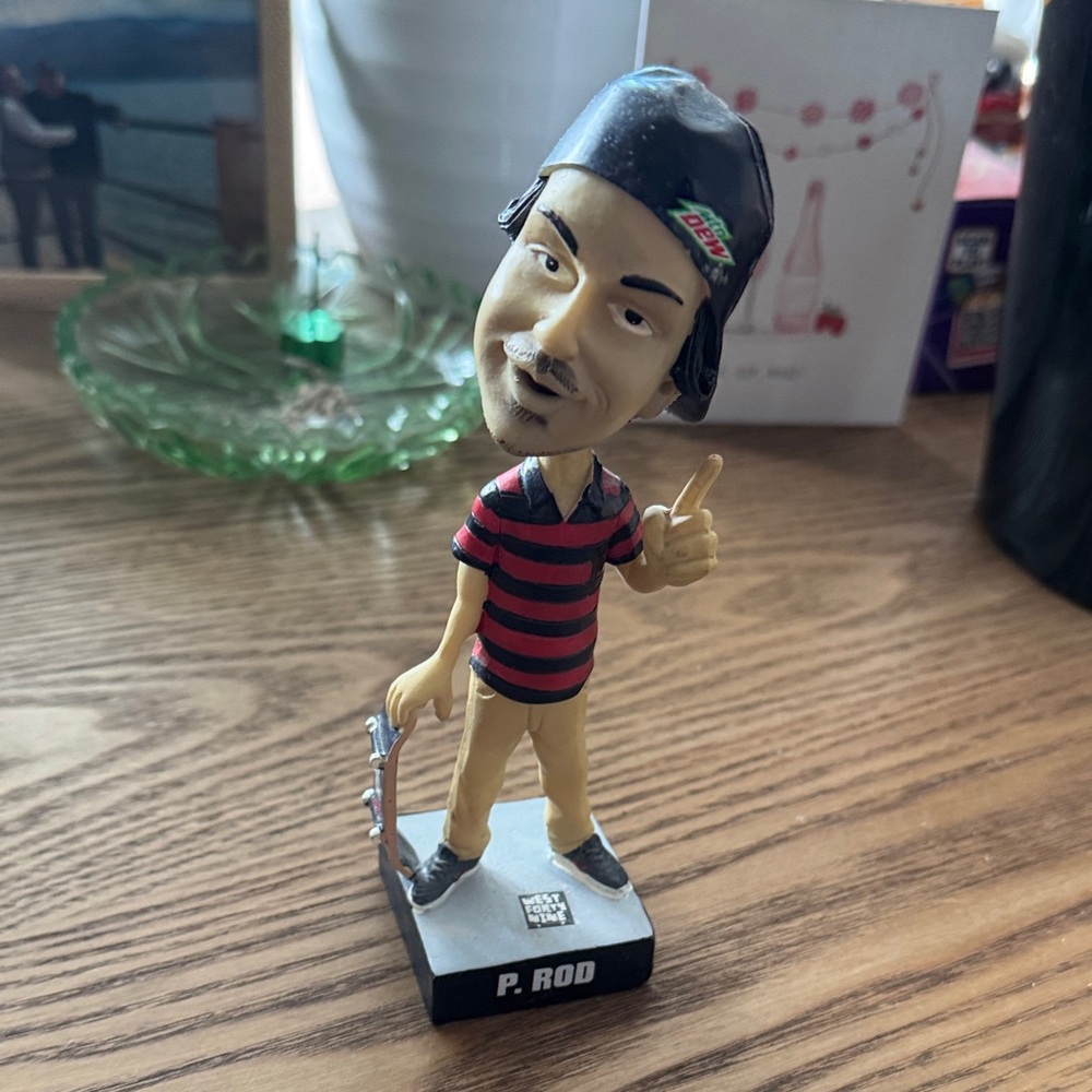 Paul Rodriguez Skateboarding Bobblehead - Picture 1 of 3